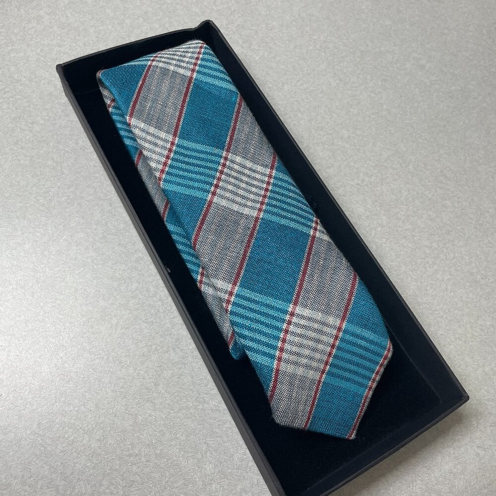 Rare Men's Plaid Blue/Grey Tie